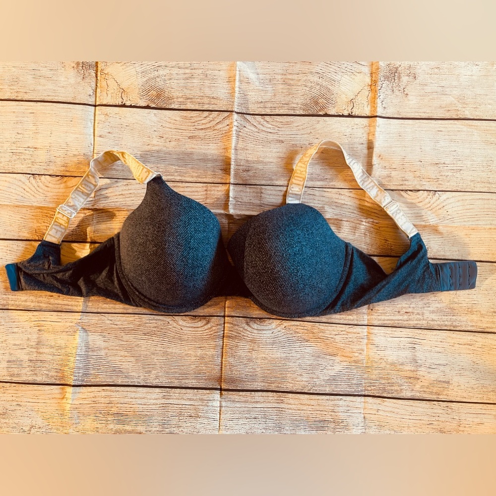 NWOT Victoria Secret Victoria Secret 38DDD T Shirt Push Up Full Coverage Bra